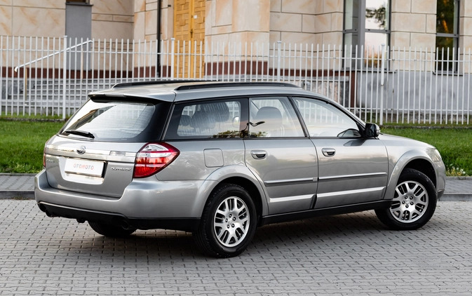 Subaru Outback cena 29900 przebieg: 183000, rok produkcji 2007 z Radom małe 704